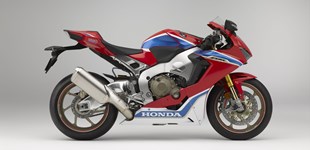 Honda CBR1000RR Fireblade SP-2 2017 vs Honda CBR1000RR Fireblade 2019
